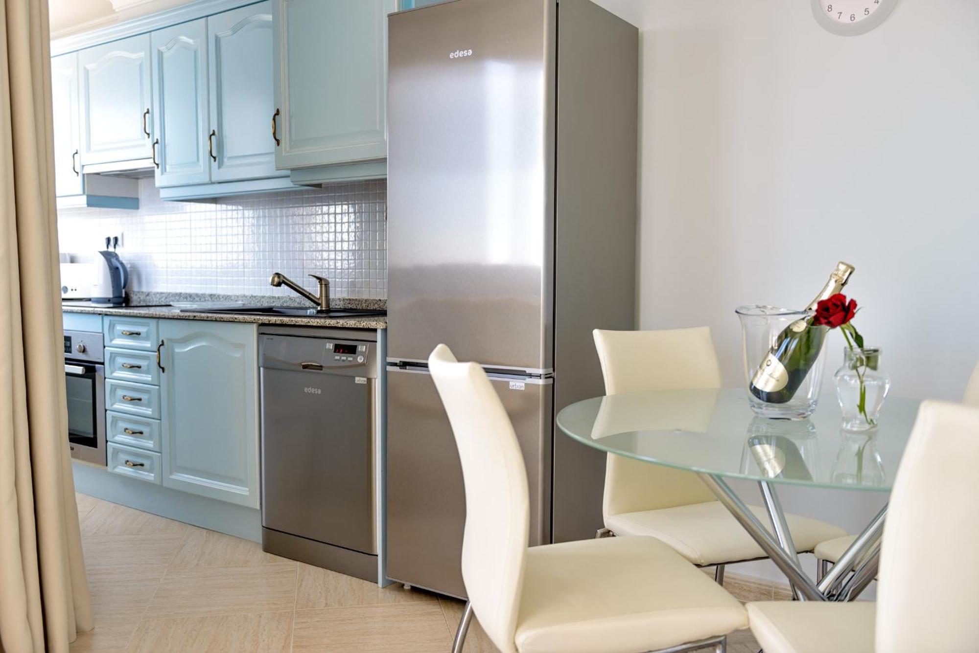 Apartahotel Ola Blanca Cala de Finestrat